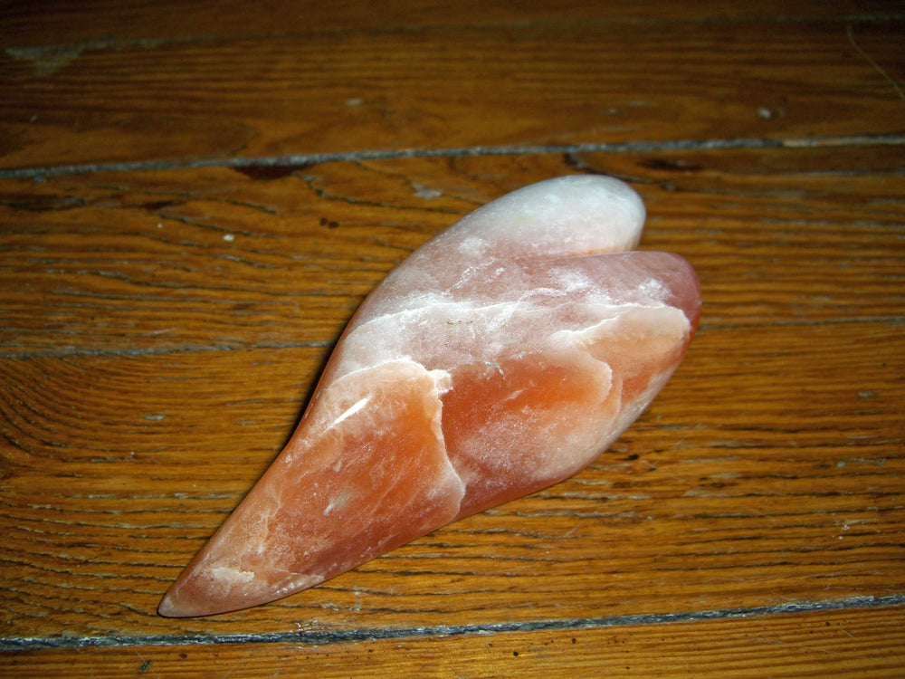 Ben Hogestyn Malibu Peach Alabaster Heart Stone Sculpture Side
